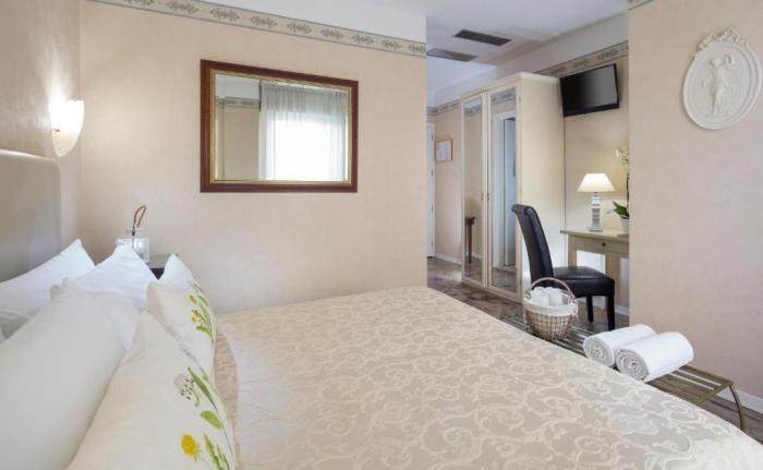 Hotel Apollo Riccione Pokoj fotografie